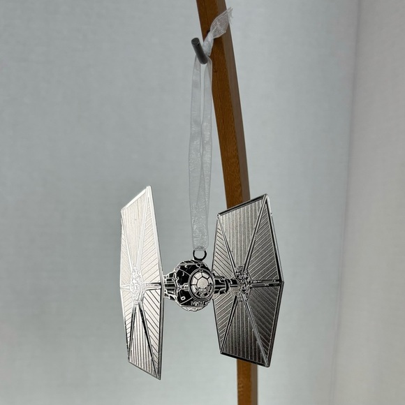 Hallmark 2020 Star Wars Galactic Battle Set Of 6 Ornaments X-WingTie Fighter NIB - Picture 4 of 13